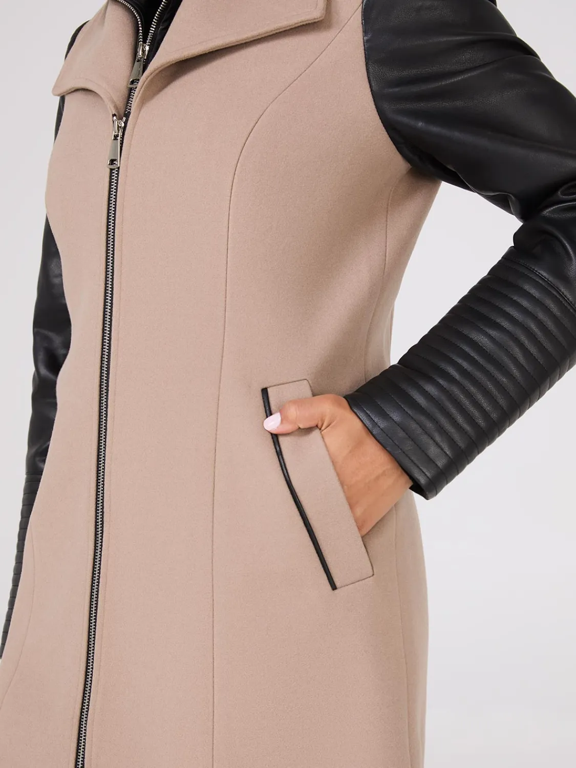 Suzy Shier Coats|Coats>Mid-Length Coat With Faux Leather Details