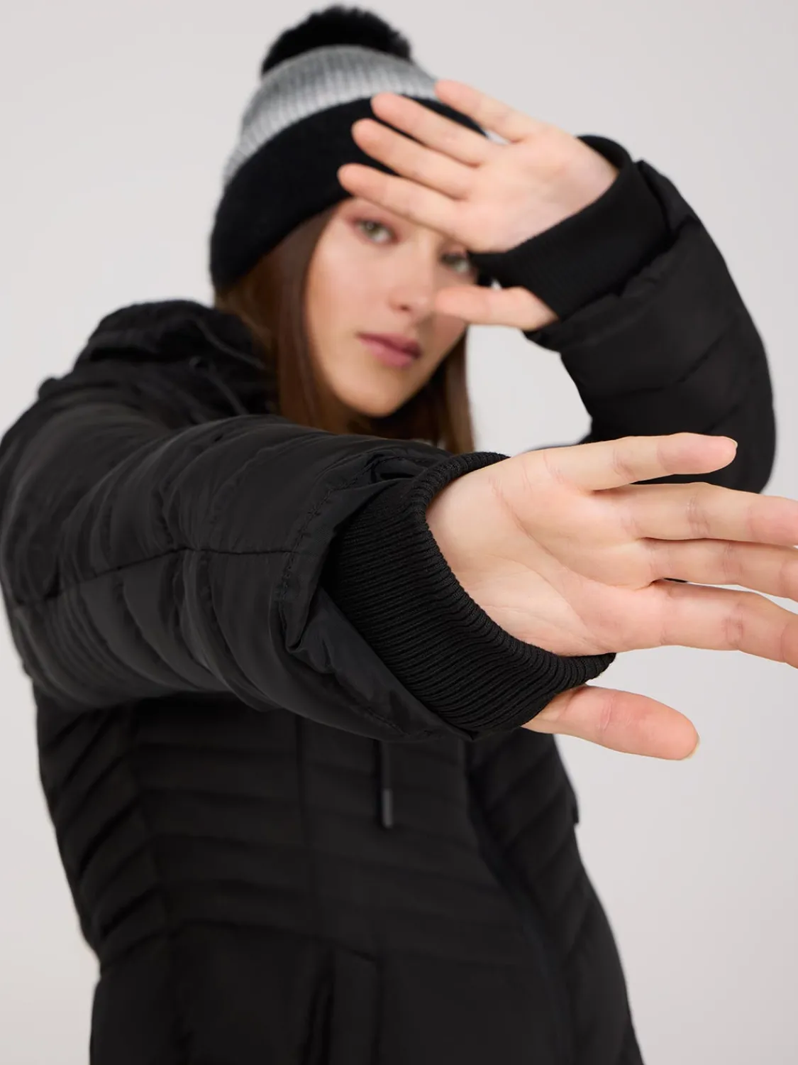 Suzy Shier Puffers & Jackets|Puffers & Jackets>Mid-Length Hooded Puffer