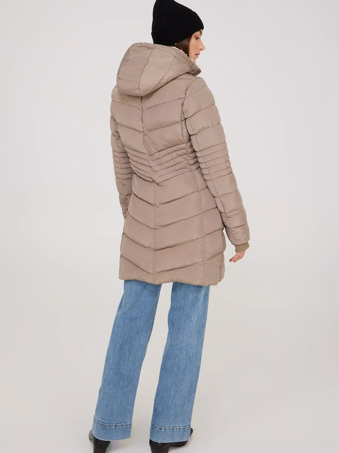 Suzy Shier Puffers & Jackets|Puffers & Jackets>Mid-Length Hooded Puffer