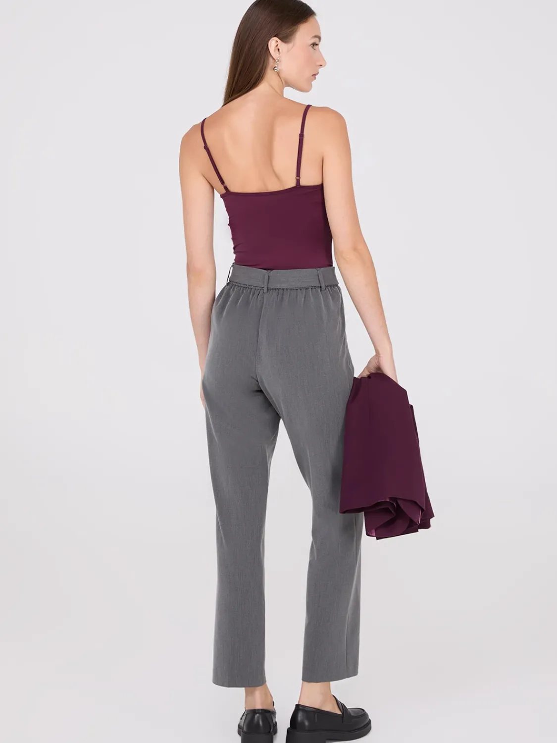 Suzy Shier Suiting|Bottoms>Mid-Rise Pleated Pants