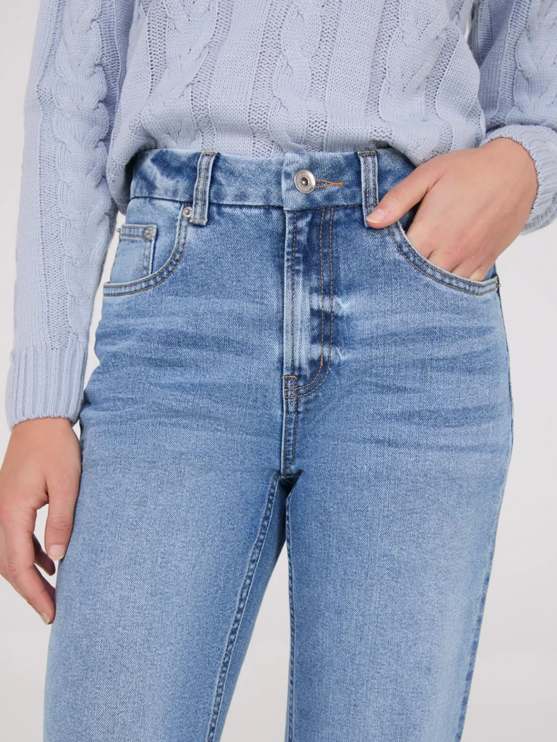 Suzy Shier Jeans|Pants>Mid-Rise Straight Leg Jeans