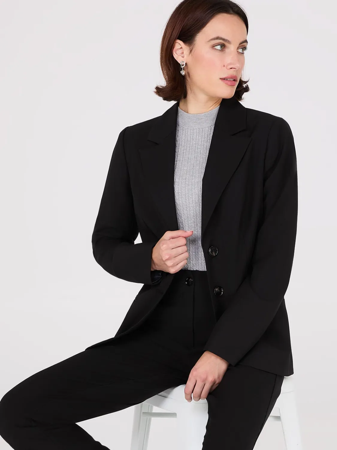 Suzy Shier Suiting|Blazers & Vests>Notch Collar 2-Button Blazer