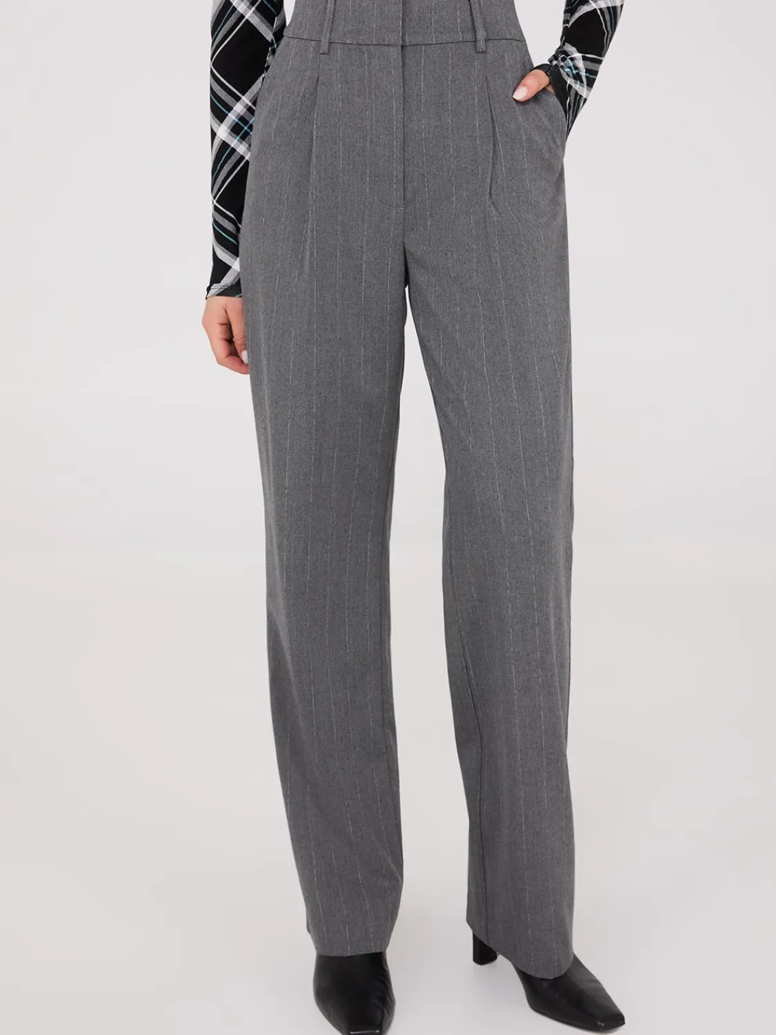 Suzy Shier Suiting|Bottoms>Pinstripe Wide-Leg Pants
