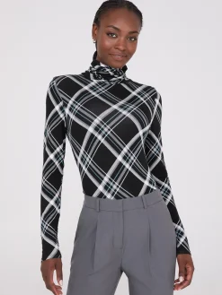 Suzy Shier Suzy Everyday|Long Sleeve>Plaid Long Sleeve Turtleneck Top