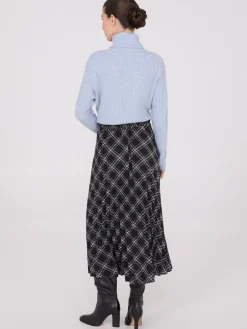Suzy Shier Skirts><noscript><img width=