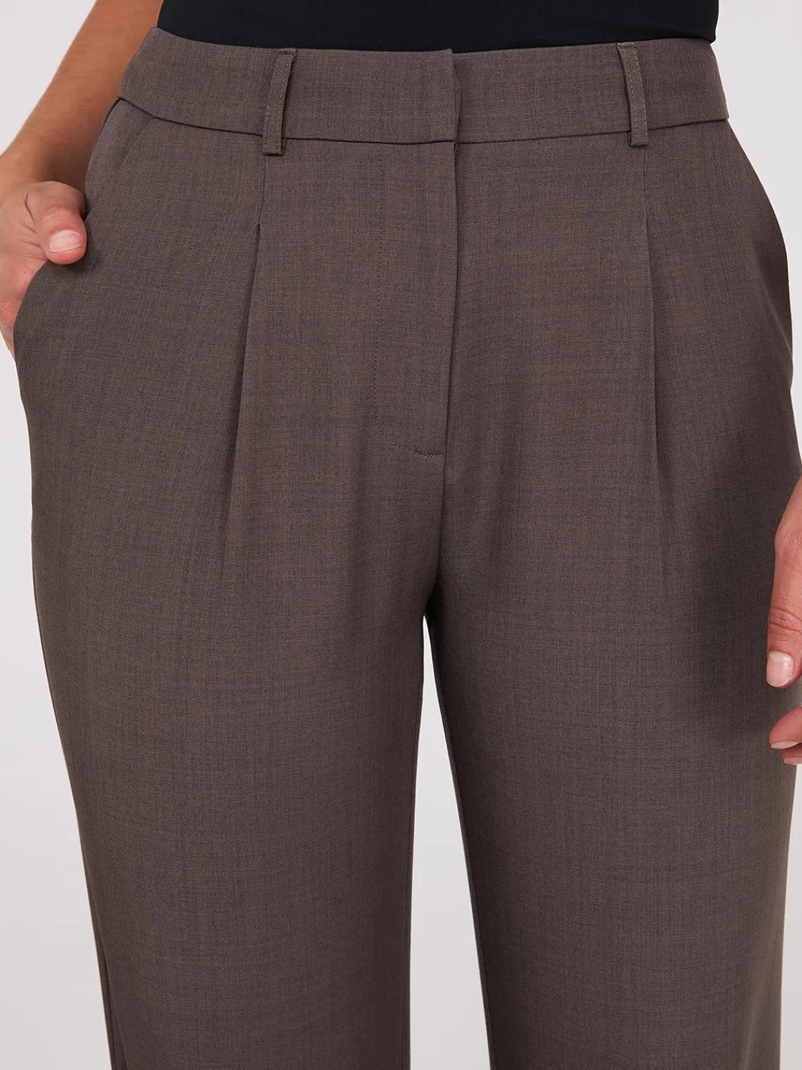 Suzy Shier Suiting|Bottoms>Pleated Wide-Leg Pants With Cuff
