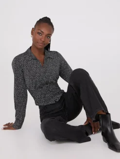 Suzy Shier Tops|Long Sleeve>Printed Empire Waist Button-Front Blouse