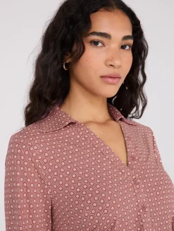 Suzy Shier Tops|Long Sleeve>Printed Split Neck Button-Down Blouse