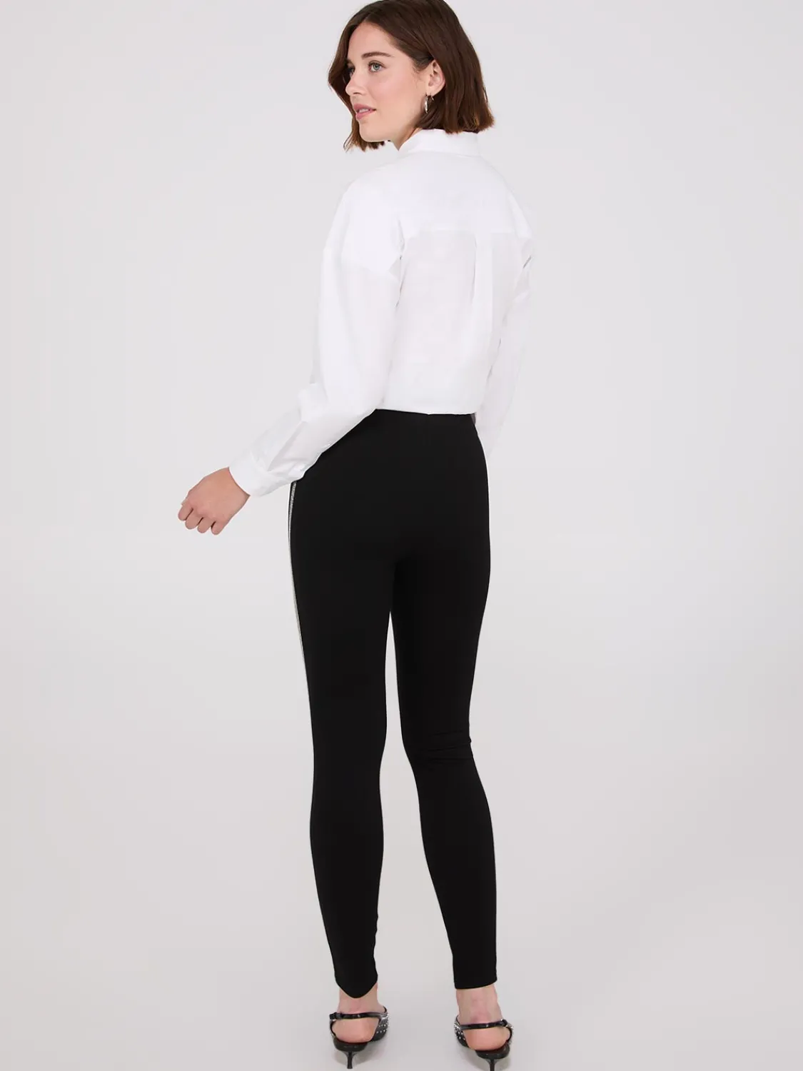 Suzy Shier Pants>Rhinestone Side Trim Skinny Leg Pants