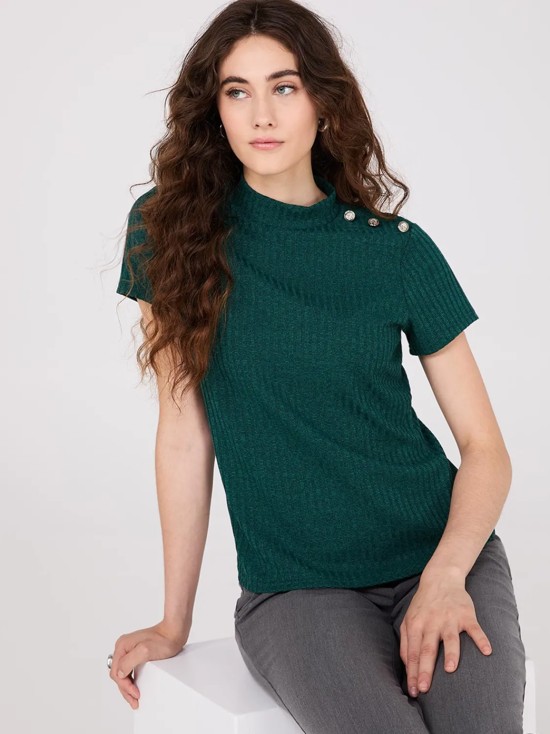 Suzy Shier Short Sleeve>Ribbed Mock Neck Top With Button Details
