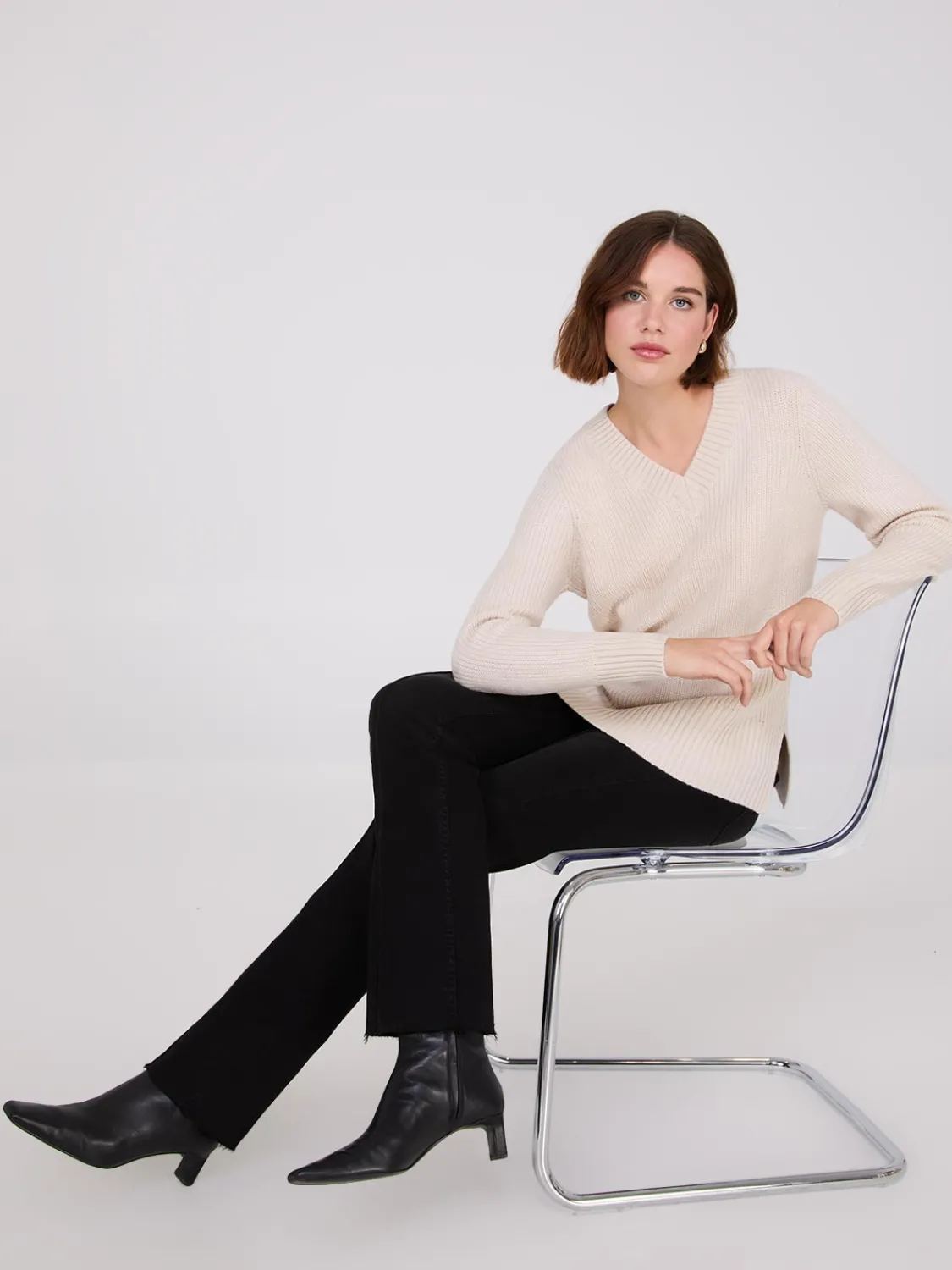 Suzy Shier Long Sleeve|Sweaters & Cardigans>Ribbed V-Neck Sweater With Side Slits