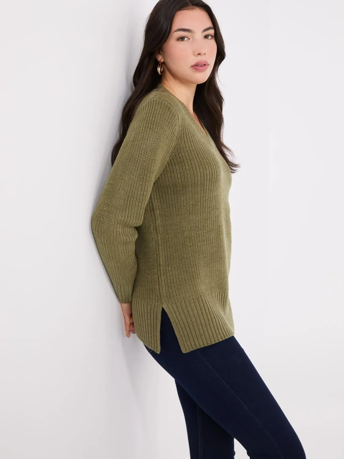 Suzy Shier Long Sleeve|Sweaters & Cardigans>Ribbed V-Neck Sweater With Side Slits