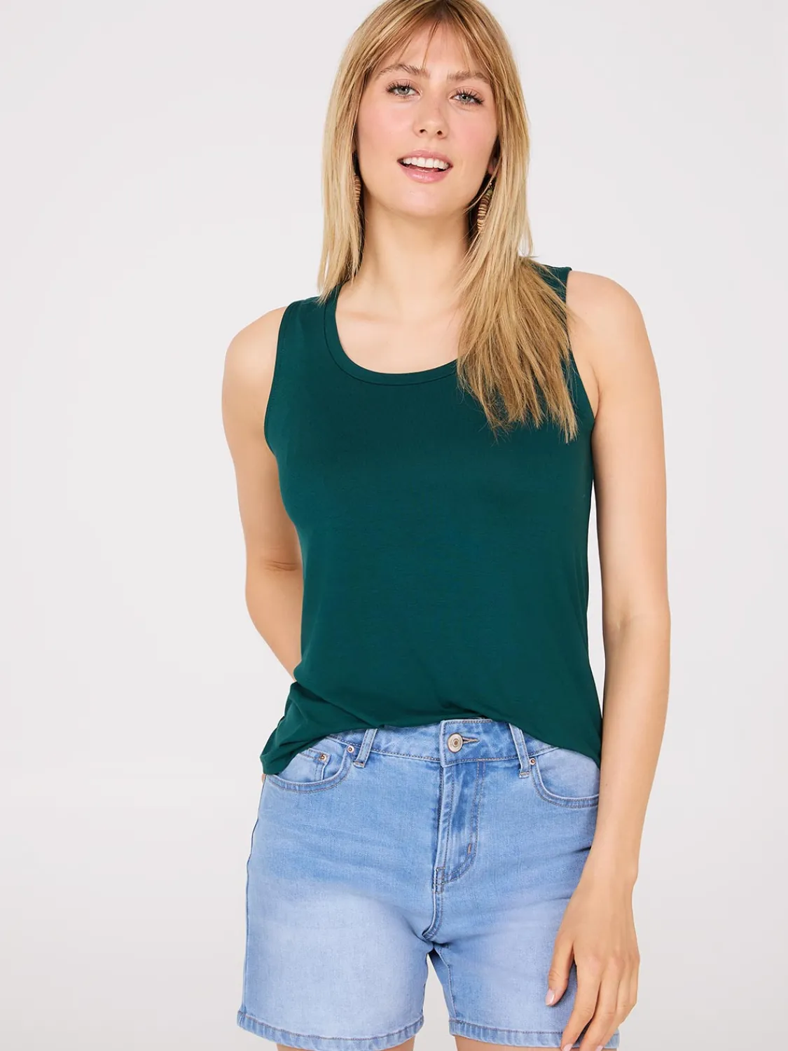 Suzy Shier Suzy Everyday|Sleeveless>Scoop Neck Swing Tank Top