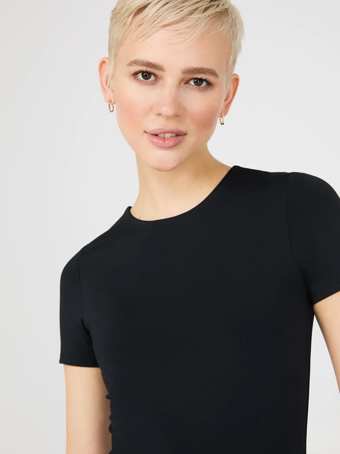 Suzy Shier Suzy Everyday|Short Sleeve>Sculpting Crew Neck T-Shirt