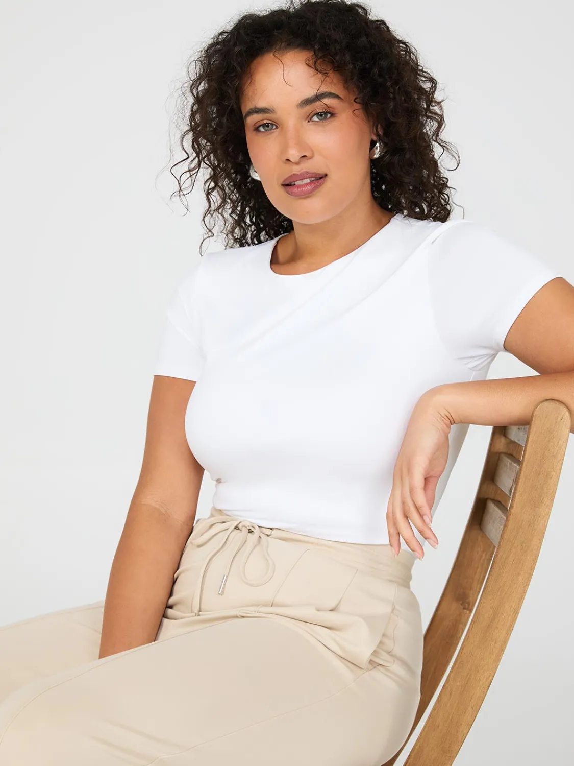 Suzy Shier Suzy Everyday|Short Sleeve>Sculpting Crew Neck T-Shirt