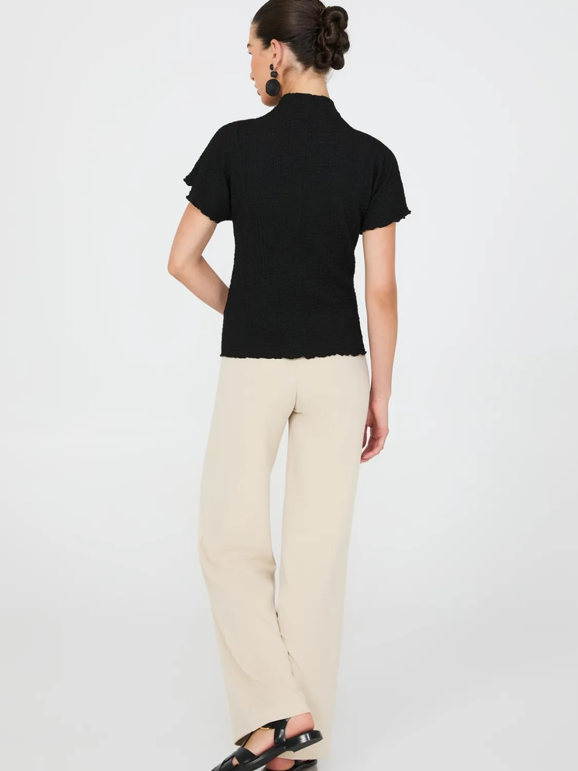Suzy Shier Tops|Short Sleeve>Short Dolman Sleeve Textured Mock Neck Top