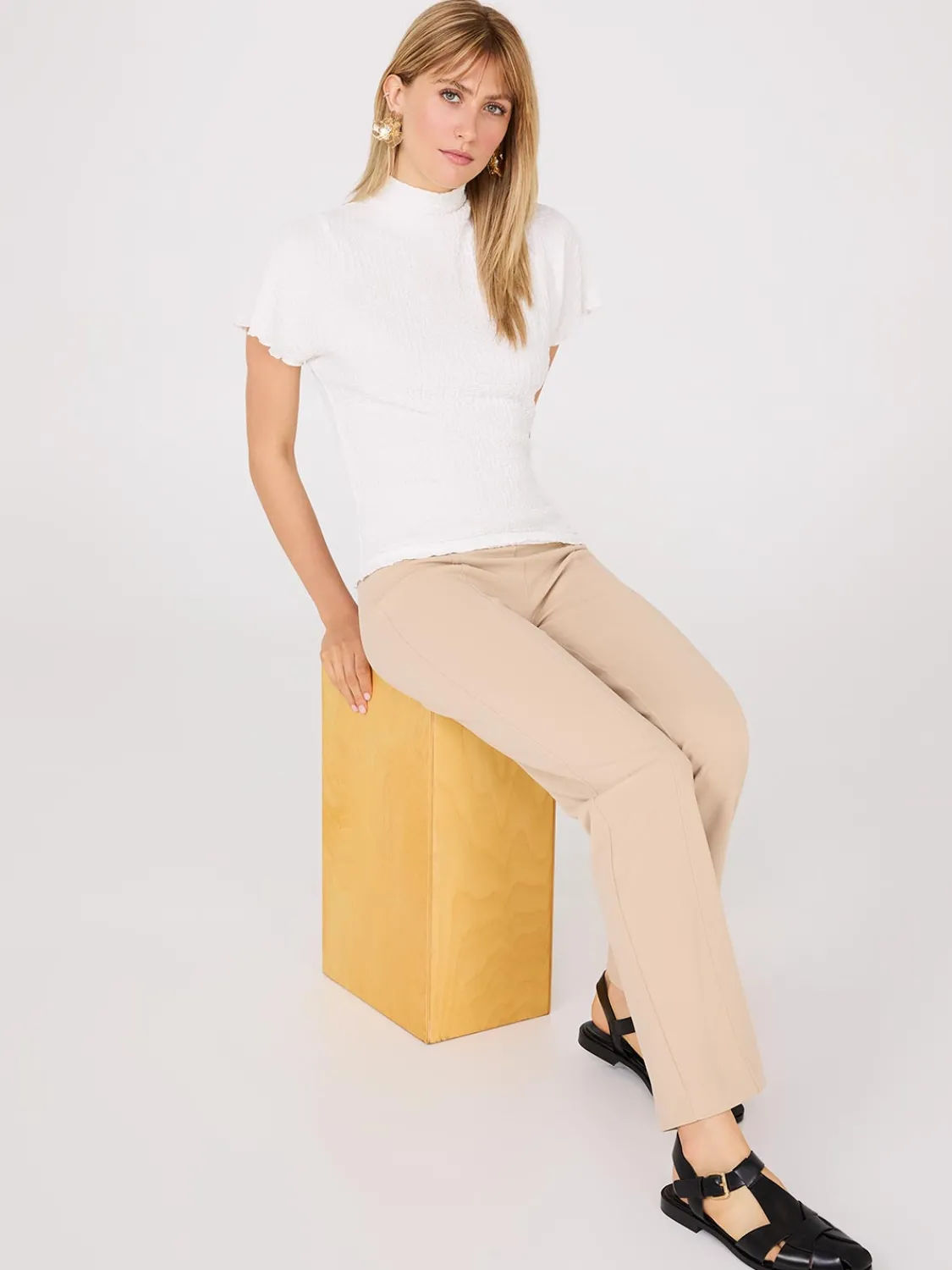 Suzy Shier Tops|Short Sleeve>Short Dolman Sleeve Textured Mock Neck Top