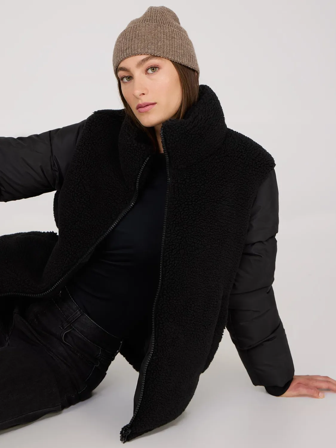 Suzy Shier Puffers & Jackets|Puffers & Jackets>Short Shearling Puffer Jacket