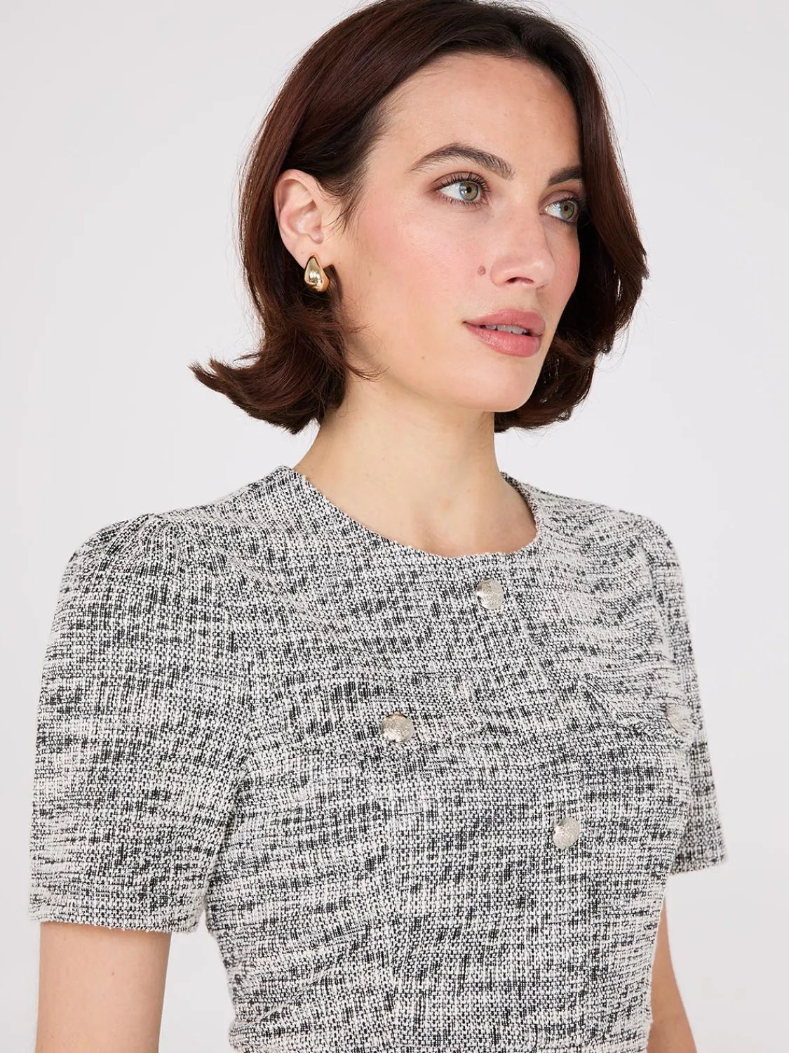 Suzy Shier Mini|Work Dresses>Short Sleeve Button-Front Boucle Sheath Dress