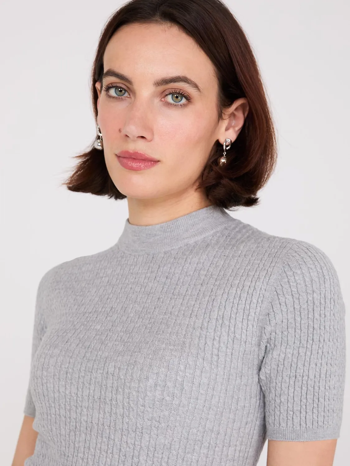 Suzy Shier Short Sleeve|Sweaters & Cardigans>Short Sleeve Cable Knit Sweater
