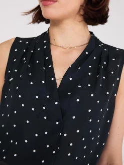 Suzy Shier Tops|Sleeveless>Sleeveless Dot Print V-Neck Blouse