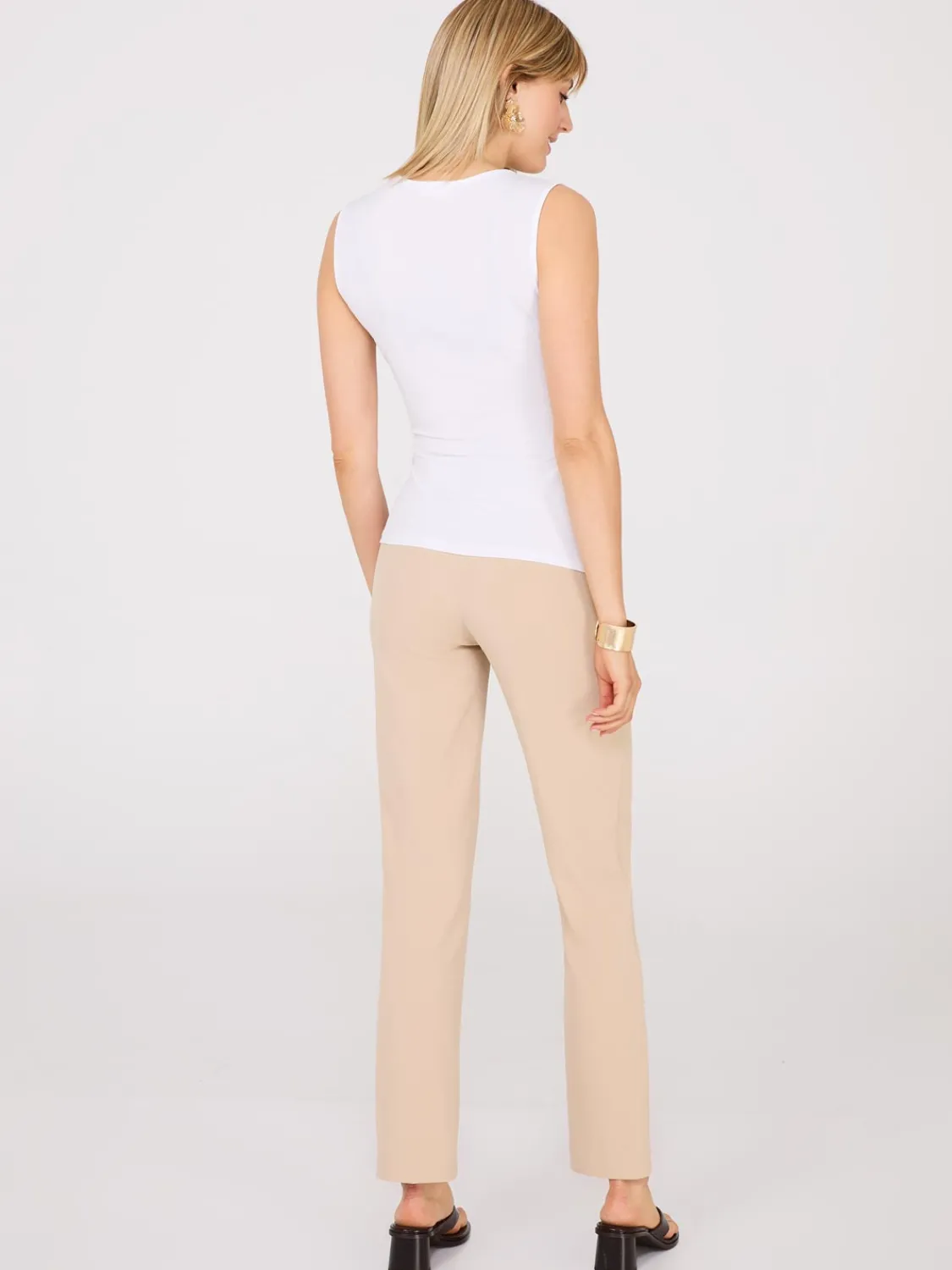 Suzy Shier Tops|Sleeveless>Sleeveless Pleated Crossover Top