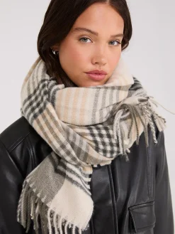 Suzy Shier Hats & Scarves & Gloves>Soft Brushed Tartan Plaid Scarf