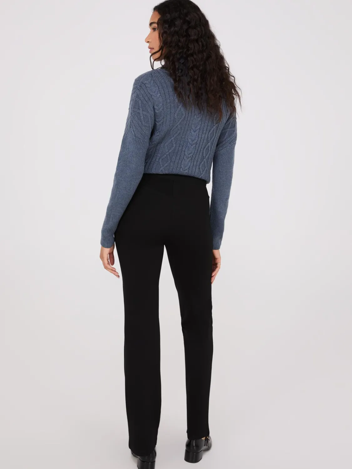 Suzy Shier Pants>Straight Leg Pull-On Pants