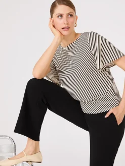 Suzy Shier Tops|Short Sleeve>Striped Flutter Sleeve Boat Neck Top