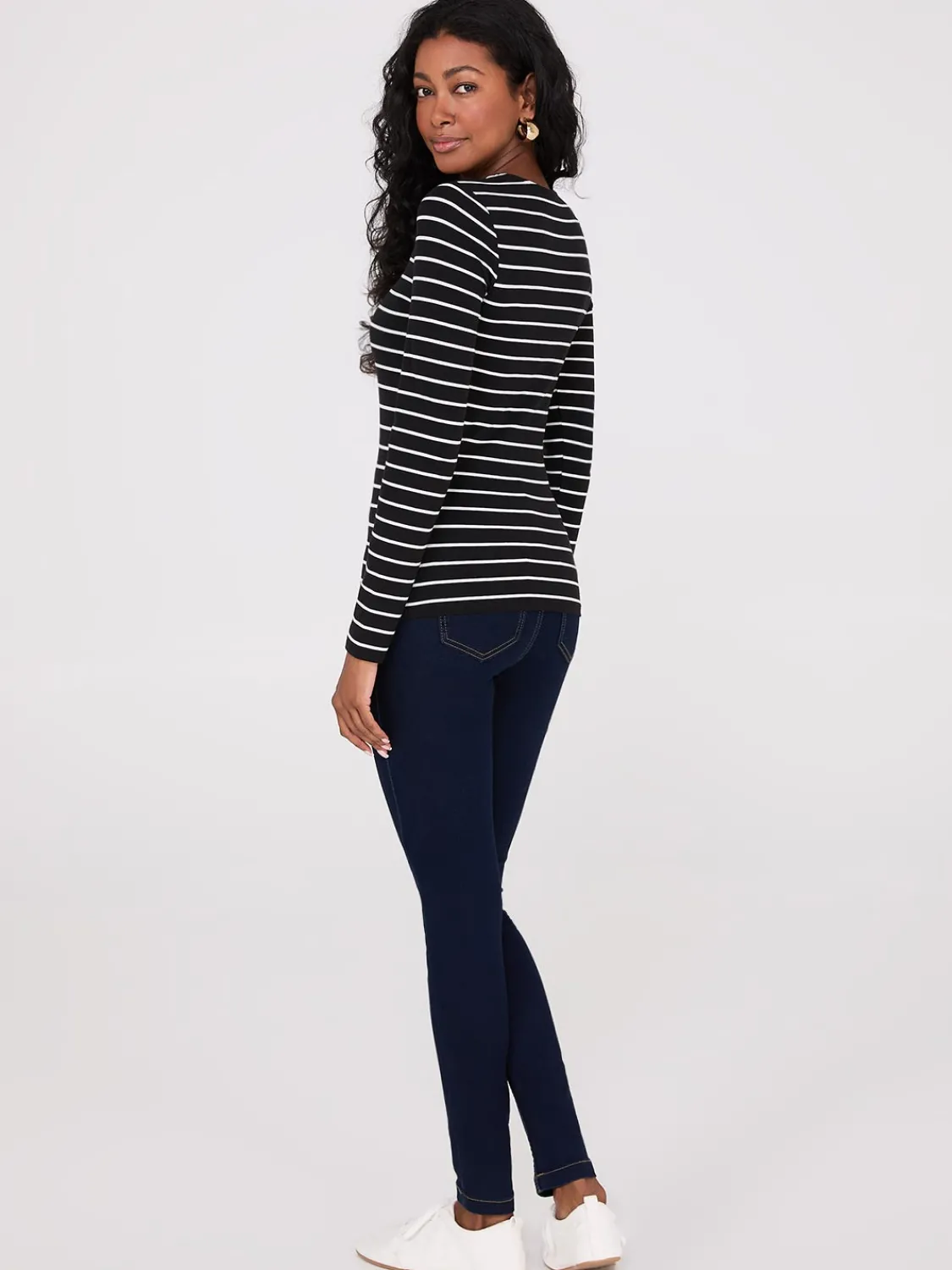 Suzy Shier Suzy Everyday|Long Sleeve>Striped Long Sleeve Round Neck Top