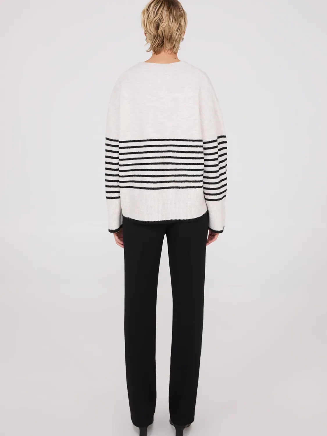 Suzy Shier Long Sleeve|Sweaters & Cardigans>Striped V-Neck Loose Sweater