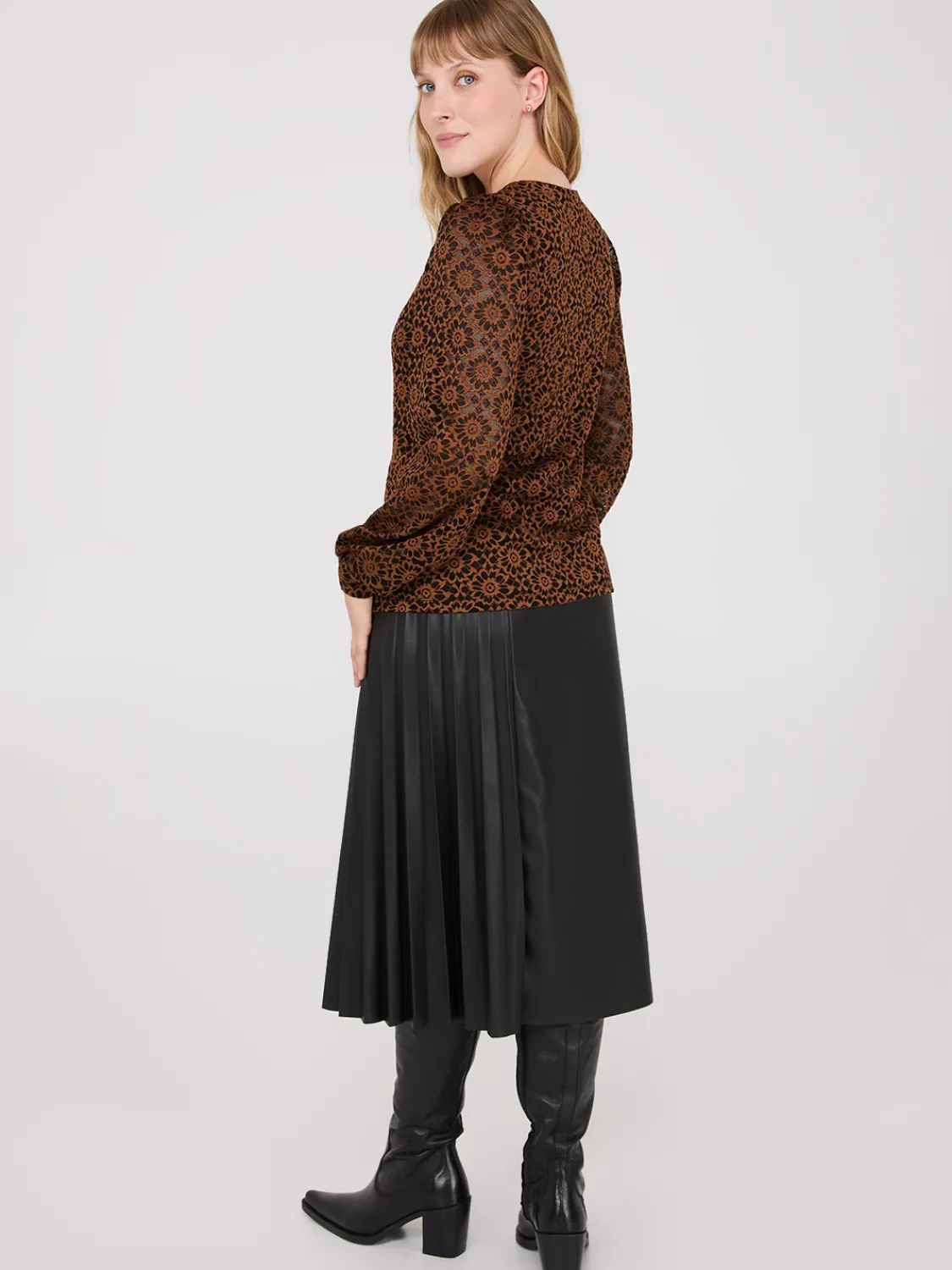 Suzy Shier Tops|Long Sleeve>2-Tone Lace Balloon Sleeve Top