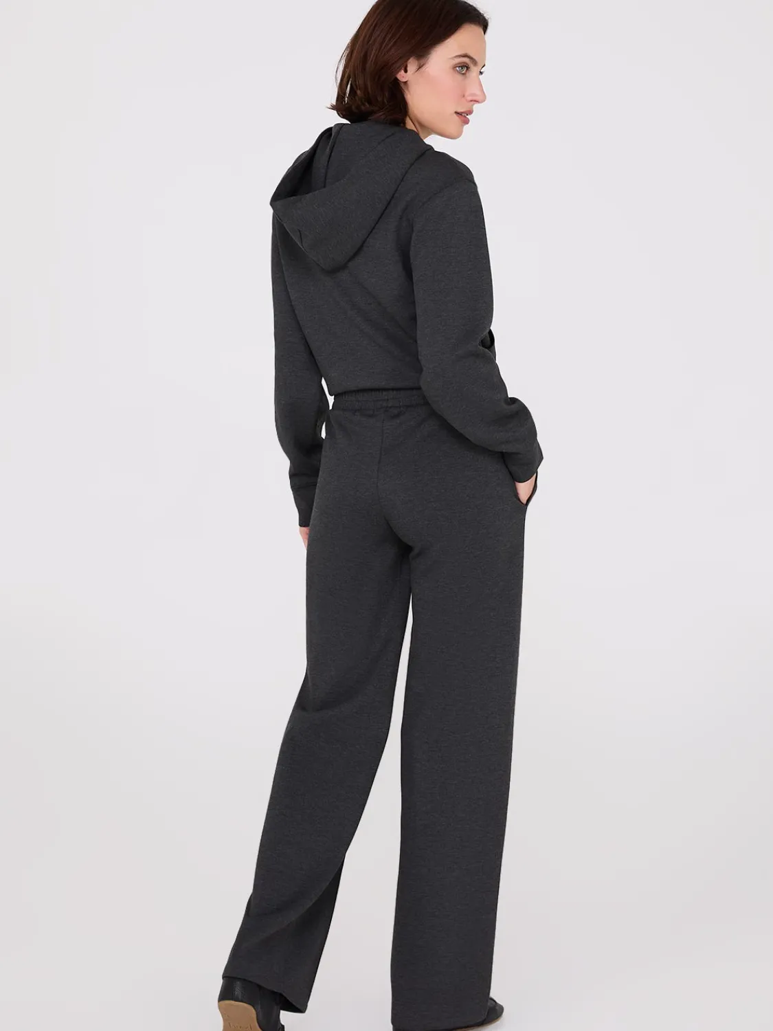 Suzy Shier Pants>Wide-Leg Front Pintuck Pants