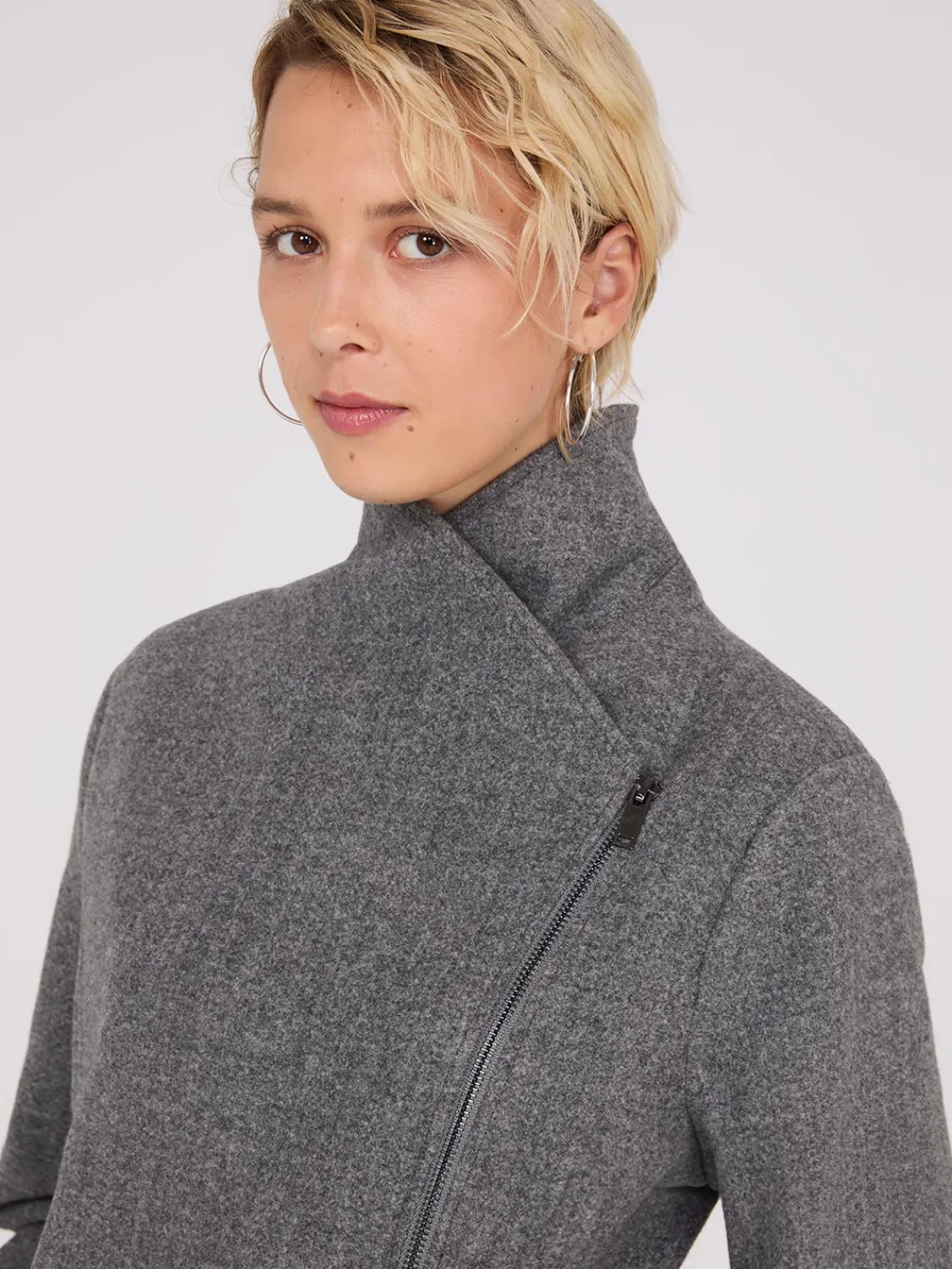 Suzy Shier Coats|Coats>Wrap Collar Coat