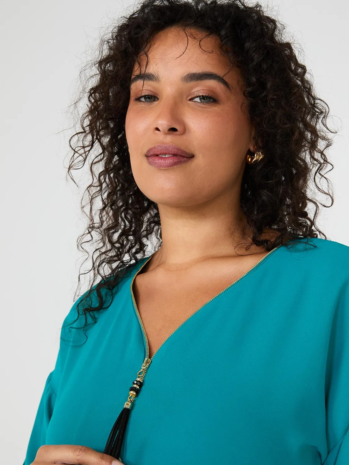 Suzy Shier Tops|Short Sleeve>Zip Front V-Neck Top